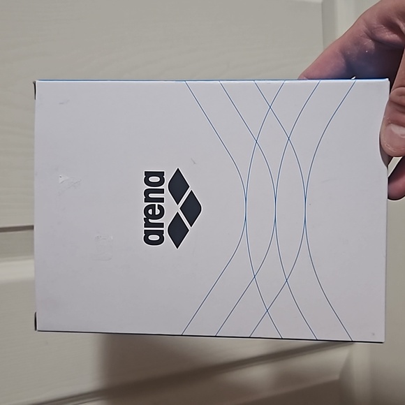 arena Boys' Board Jammer SWIMSUIT: RED: NEW WITH TAGS: SIZE 24 - Picture 8 of 11